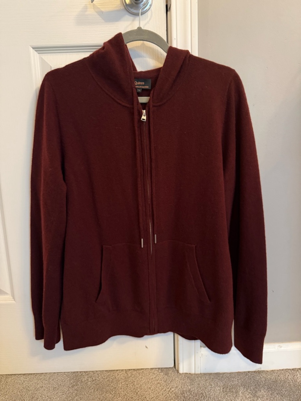 Quince Zip-Up Hoodie Sweater in Burgundy